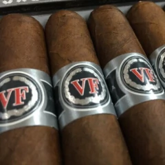 VegaFina Serie 2 Gran Corona 4 - comprar online