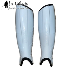 Canilleras TK2