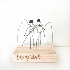 Escultura de pareja en Alambre en internet