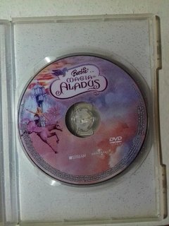 Dvd Barbie e a Magia de Aladus Original Direção: Greg Richardson Canção original: Hope Has Wings Música composta por: Arnie Roth na internet