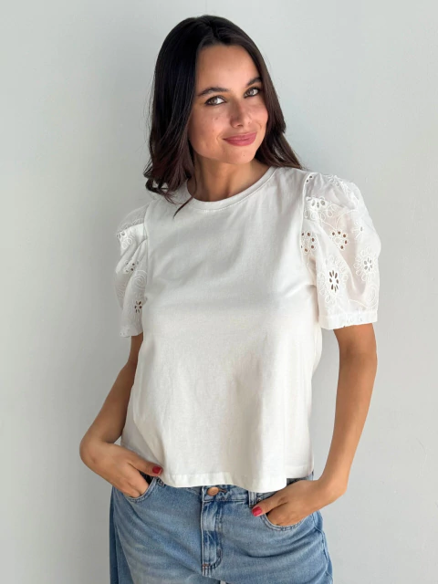 REMERA MAIA MANGA BRODERIE (V26REA106)