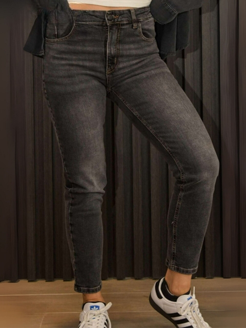 JEAN DELIA MOM FIT (I25JEA107)