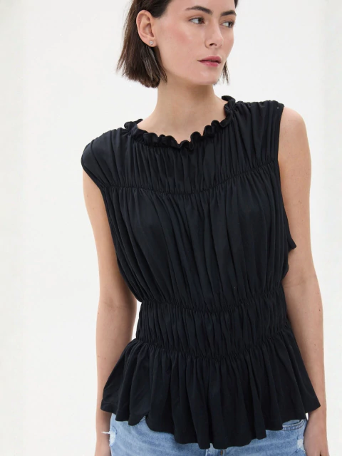 MUSCULOSA CON FRUNCES (4800213)