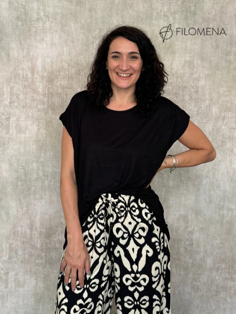 REMERA SABINA CON PINZA (V25REA067)