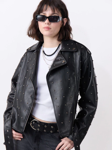 CAMPERA ECOCUERO TACHAS (78915)