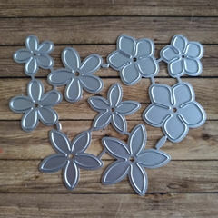 DIE / TROQUEL - SET DE FLORES 5 PÈTALOS CHICAS - ( 9 unid.) en internet