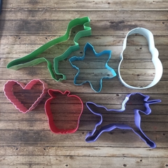 CORTANTE DE GALLETITAS-FLOR ESTRELLA FEDERAL- FONDANT -CELEBRATE IT - IMPORTADO - - comprar online