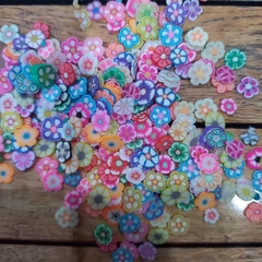 RODAJAS DE MINI FLORES DE GOMA - SHACKERS -( X 50 unid.)
