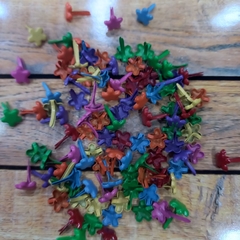BRADS ESTRELLA DE COLORES SURTIDOS - GANCHO MARIPOSA - comprar online