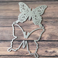 DIE / TROQUEL MARIPOSA CON LABRADO DE ROSAS - SET X 2 - comprar online