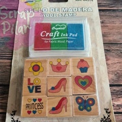 SET DE 9 SELLOS DE MADERA - PRINCESA - CON TINTA VERDE, ROJA Y TURQUEZA -