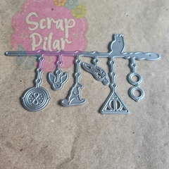 DIE / TROQUEL - HARRY POTTER- ESCOBA VOLADORA CON LECHUZA Y SIMBOLOS!