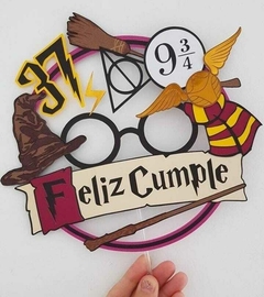 Imagen de DIE / TROQUEL -SET HARRY POTTER - LOGO ESCOBA - ANTEOJOS- GORRO Y MAS !