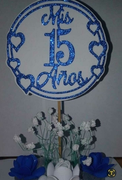 DIE / TROQUEL - MIS 15 AÑOS CON CIRCULO GRANDE -CON BASE - TEXTO -PALABRA -NÙMERO en internet