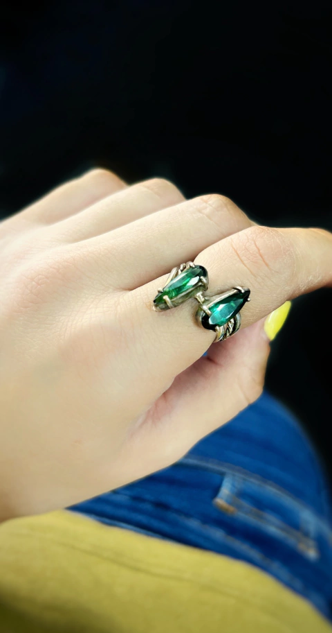 Anillo turmalina verde Maragogi