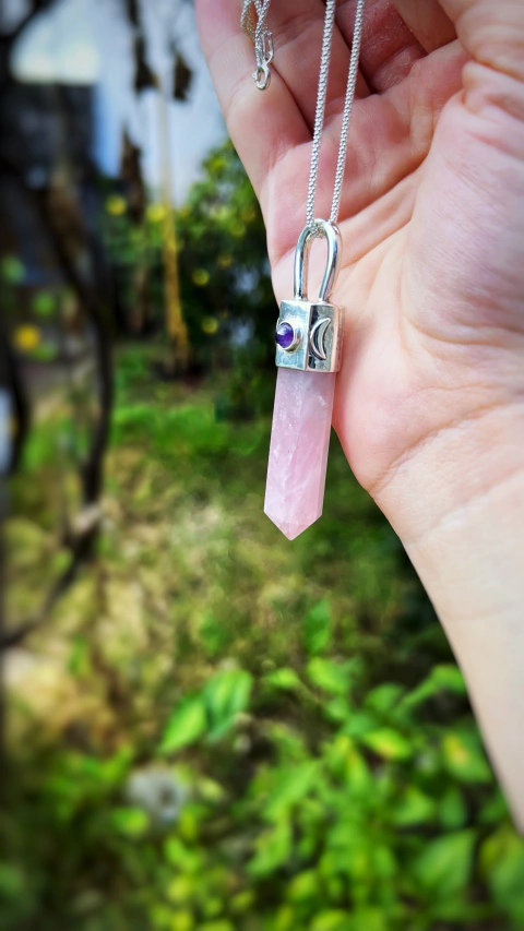 Gran amuleto cuarzo rosado y amatista plata 925