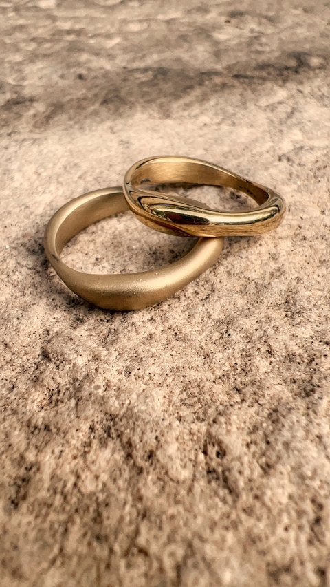 Anillo trisquel dorado