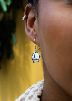 Brinco Gancho Cajus na internet