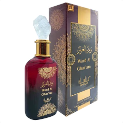 Perfume feminino Ward Al Gharam EDP 100ml em frasco vermelho com detalhes dourados ao lado da embalagem preta com dourado