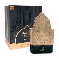 Perfume masculino AL Mukhtalif Signature EDP 100ML com embalagem preta e dourada decorada com detalhes árabes