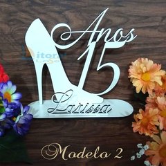 lembrancinha MODELO 2 Debutante 15-Anos Mdf Branco Altura 15cm (kit c/10)