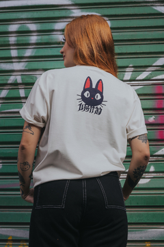 Camiseta Jovem Bruxa - comprar online
