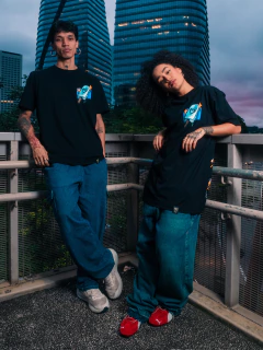 Camiseta Heart na internet