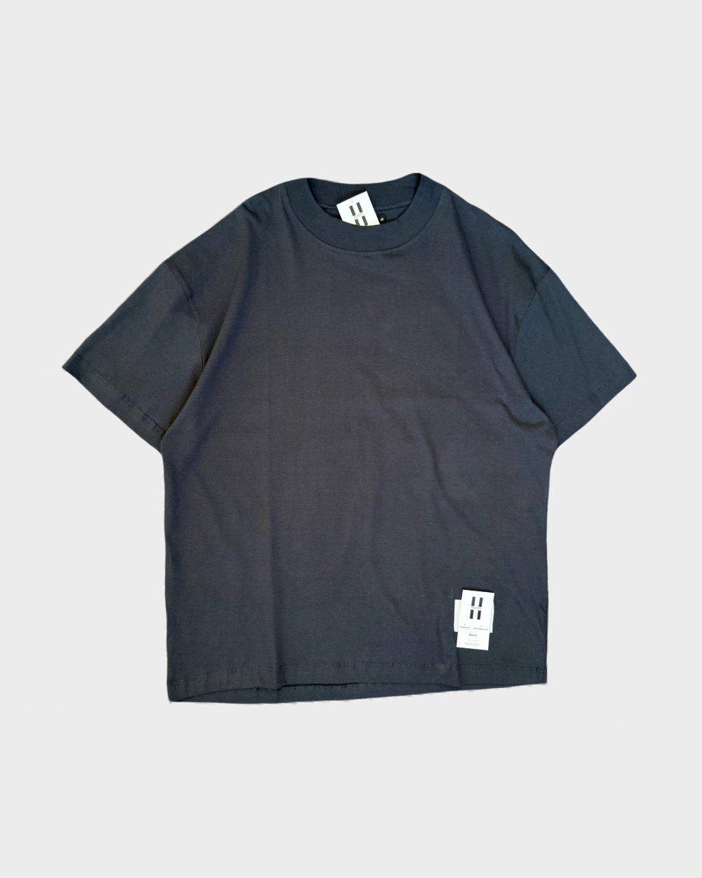 Remera Enzo Gris Noche