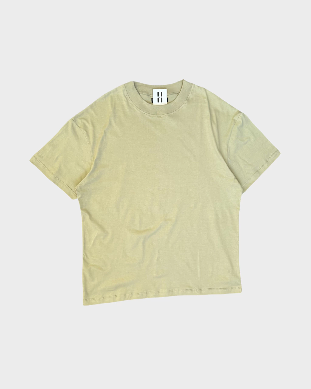Remera Enzo Beige