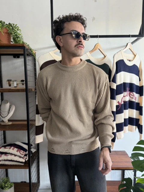 Sweater Classic Beige Tears