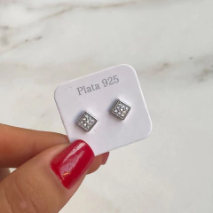 Aros Pasante Rombo con Cubics Engarzados (cod ar365)