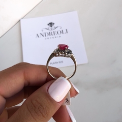 anillo con piedra raiz de rubi engarzada (cod an247) - tienda online