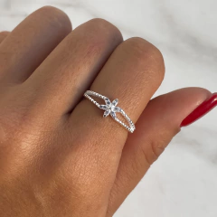 anillo flor con cubics (cod an353)