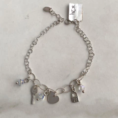 pulsera multidijes y cristales (cod p153)