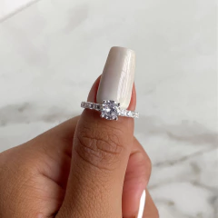 anillo centro cubics (cod an381) - ANDREOLI JOYERIA 