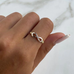 anillo infinito con oro (cod an381)