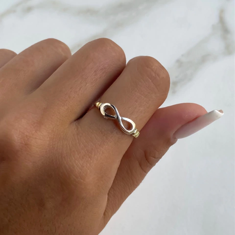 anillo infinito con oro (cod an381)