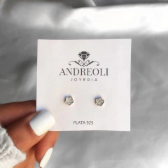 Aros Pasante Flor con Cubics Engarzados (cod ar375)