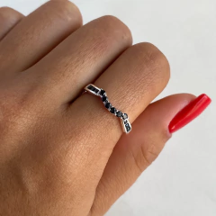 anillo con cubics negros (cod an370)