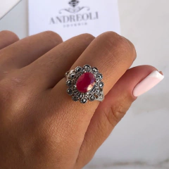 anillo con piedra raiz de rubi engarzada (cod an249)