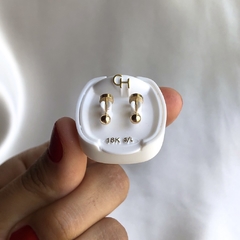Abridores Bolita Mediana de oro 18k con tic laminado 