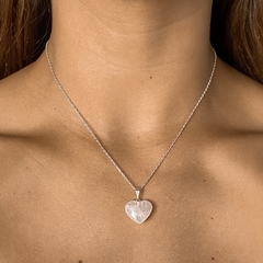 conjunto con dije corazon de cuarzo blanco