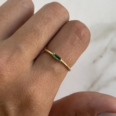 anillo cubic carre verde de plata gold (cod an446)
