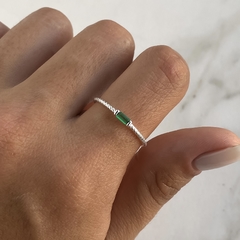 Anillo centro cubic carre verde (cod an449)