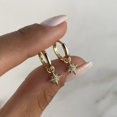 argollas con dije estrella y cubics desmontable (cod ar627)
