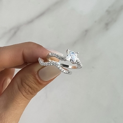 Anillo en conjunto, medio sin fin y con centro cubic (Cod an694) - tienda online
