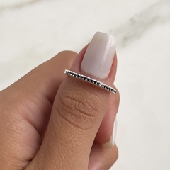 anillo medio sin fin con cubics negros (cod AN455) en internet