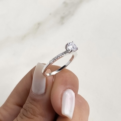 anillo medio sin fin con centro cubic (cod an464) - comprar online