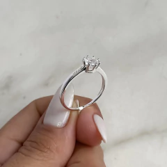 anillo diseño con centro cubic (Cod An1061) en internet