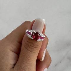 anillo diseño con cubics blancos y rosas baguette y ovalo (cod an724) en internet